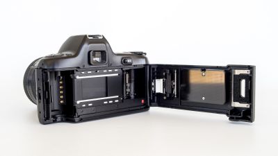 Nikon N6000 w/ 35-105mm AF-D & hood